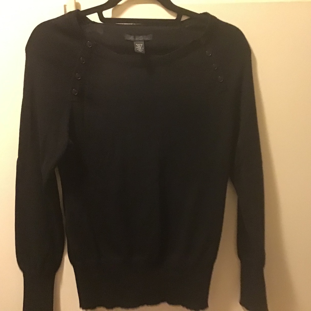 Kenneth Cole black crew neck sweater with decorative buttons Size M